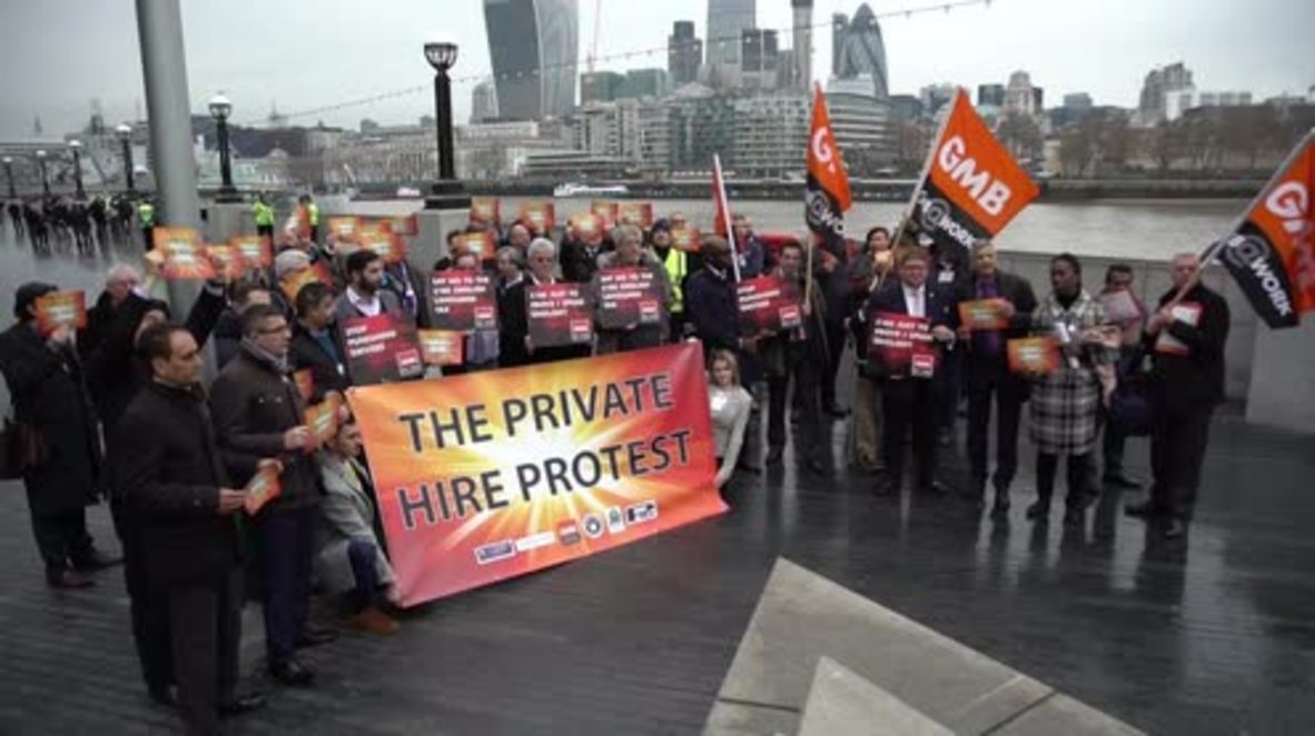 UK: Uber drivers protest against compulsory English language exams