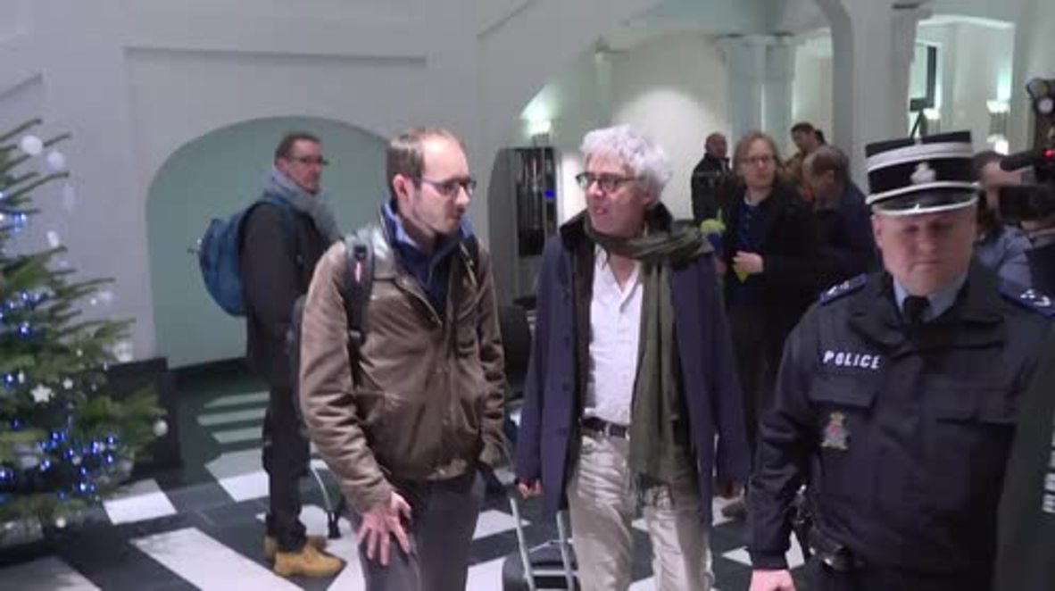 Luxembourg: Protesters assemble at courthouse as 'LuxLeaks' appeal kicks off