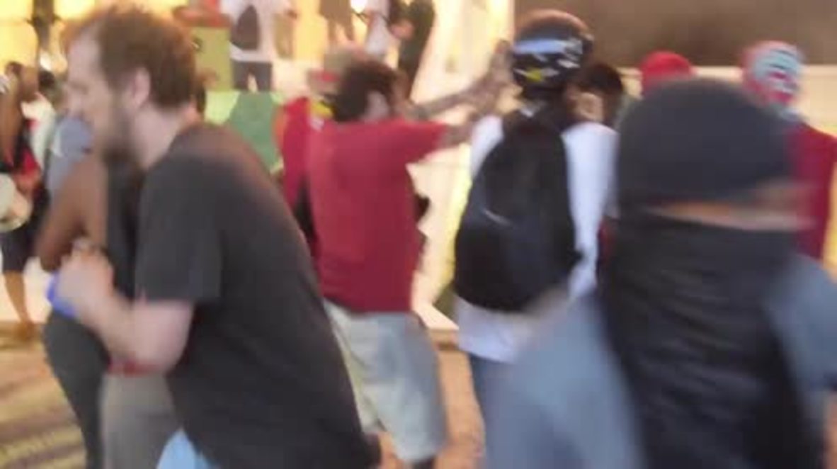 Brazil: Mayhem erupts in Sao Paulo as senate passes 20-yr public spending cap