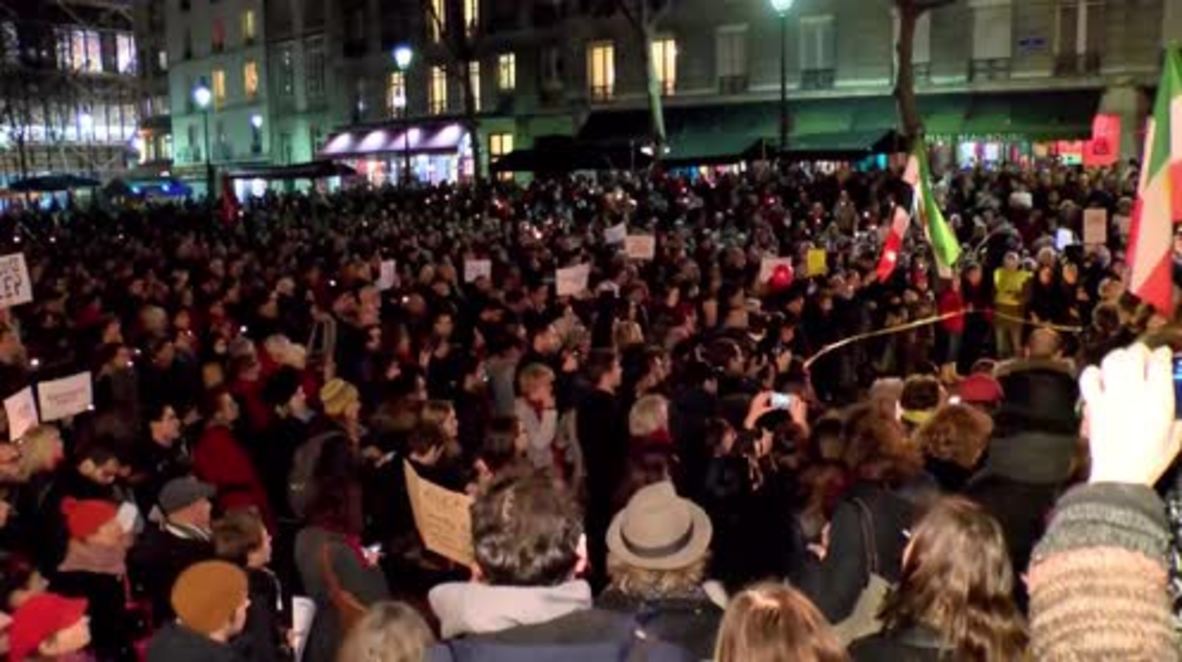 France: Paris rallies against violence in Aleppo