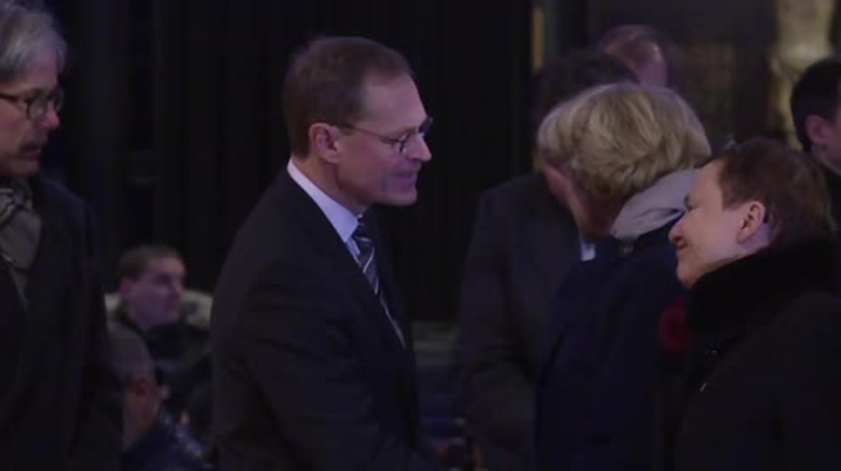 Germany: Berlin mayor pays tribute to Christmas market attack victims