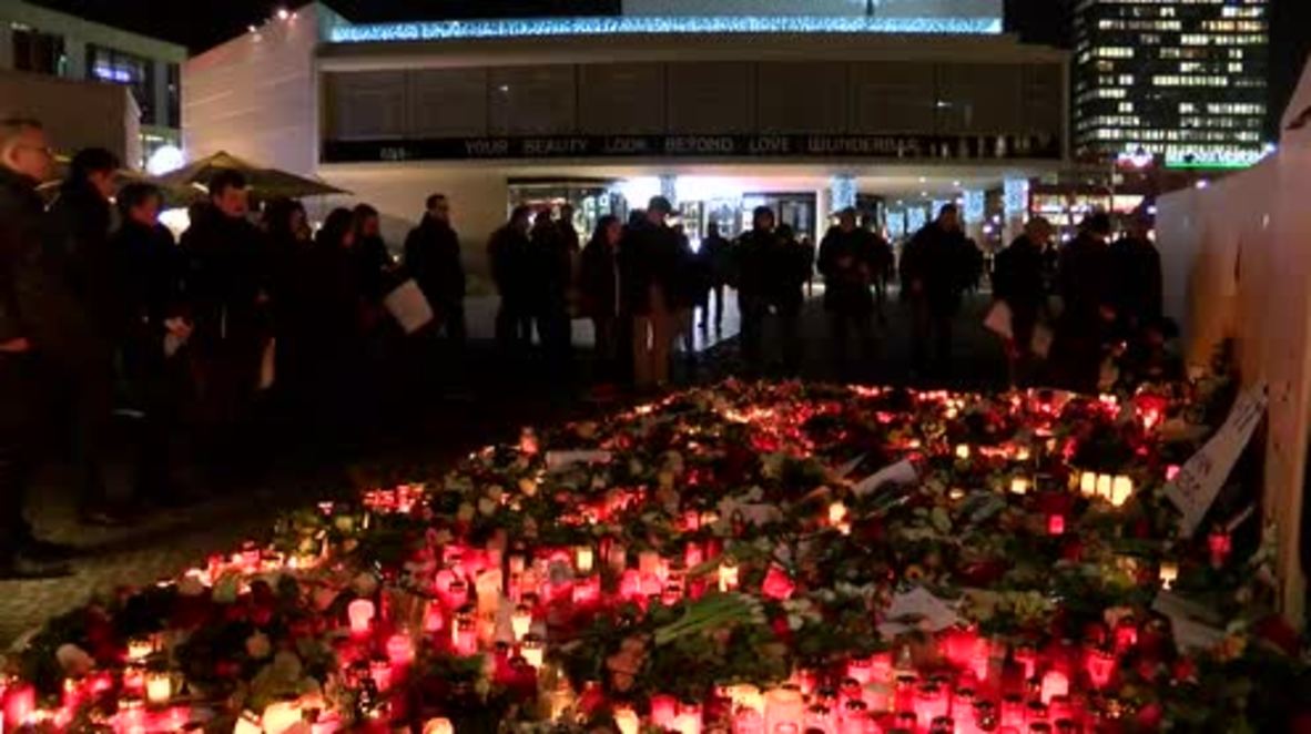 Germany: Berliners pay tribute to truck attack victims