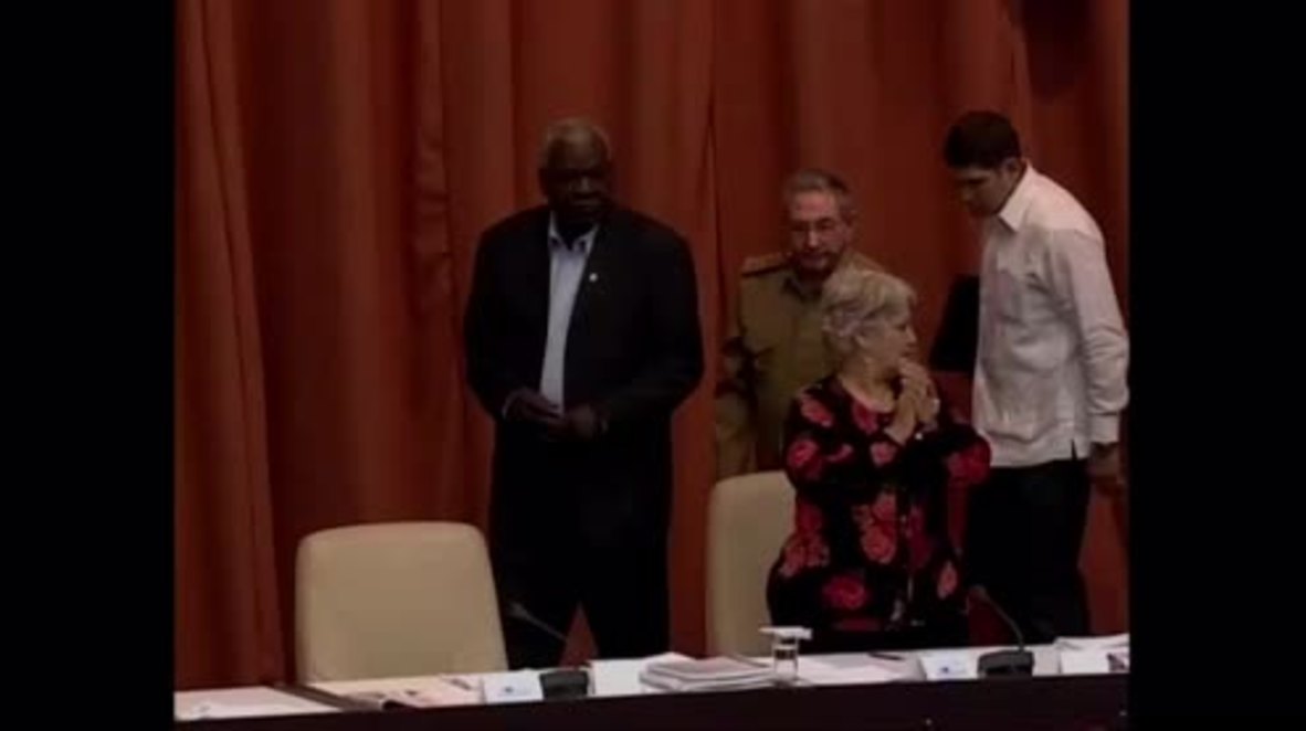 Cuba: Raul Castro honours his late-brother Fidel at National Assembly tribute
