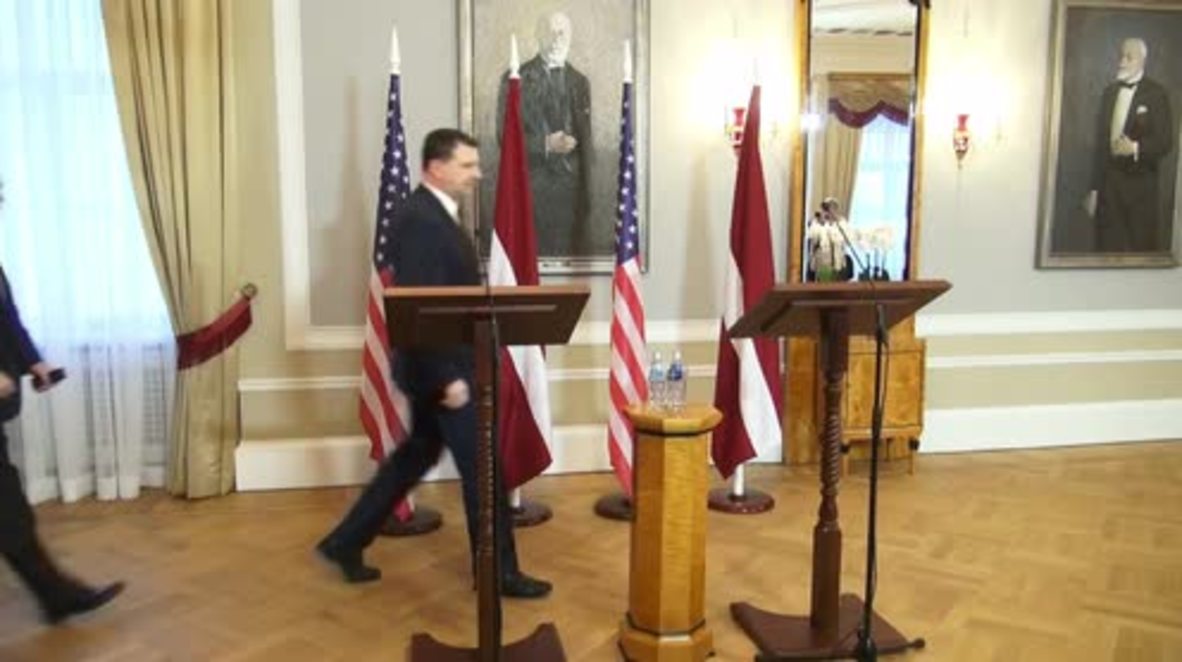 Latvia: Senator McCain wants permanent US military presence in the Baltics