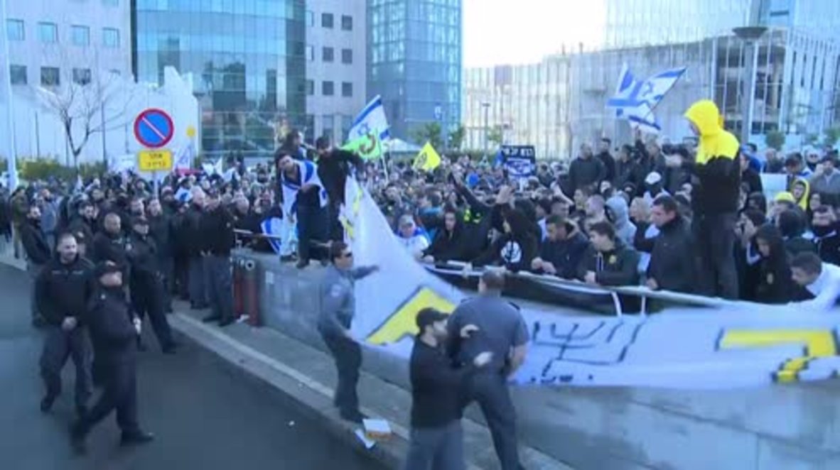Israel: Clashes erupt after Israeli soldier convicted for killing wounded Palestinian