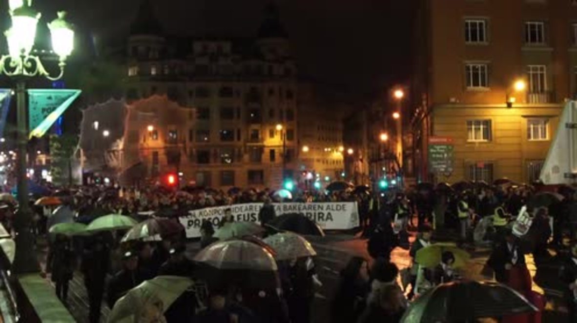 Spain: Thousands demand end to Spain's dispersion policy for ETA prisoners
