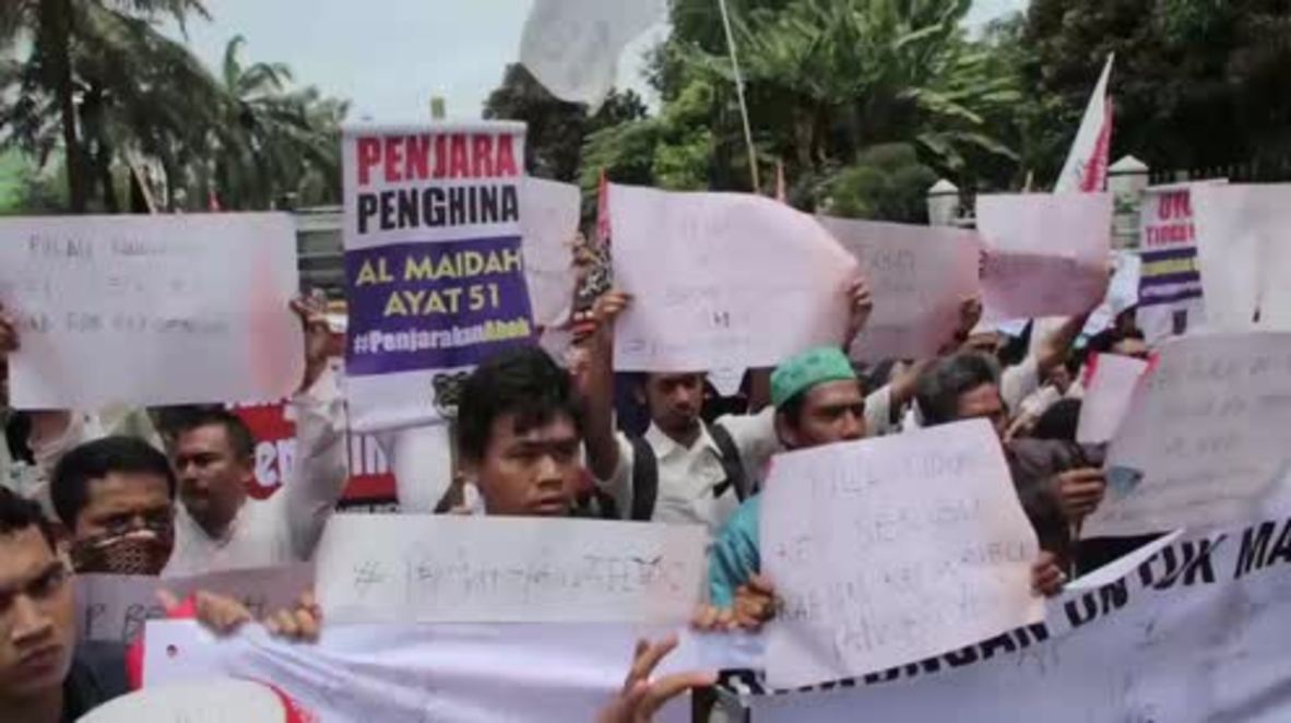 Indonesia: Islamist FPI and pro-Ahok protesters face off in Jakarta