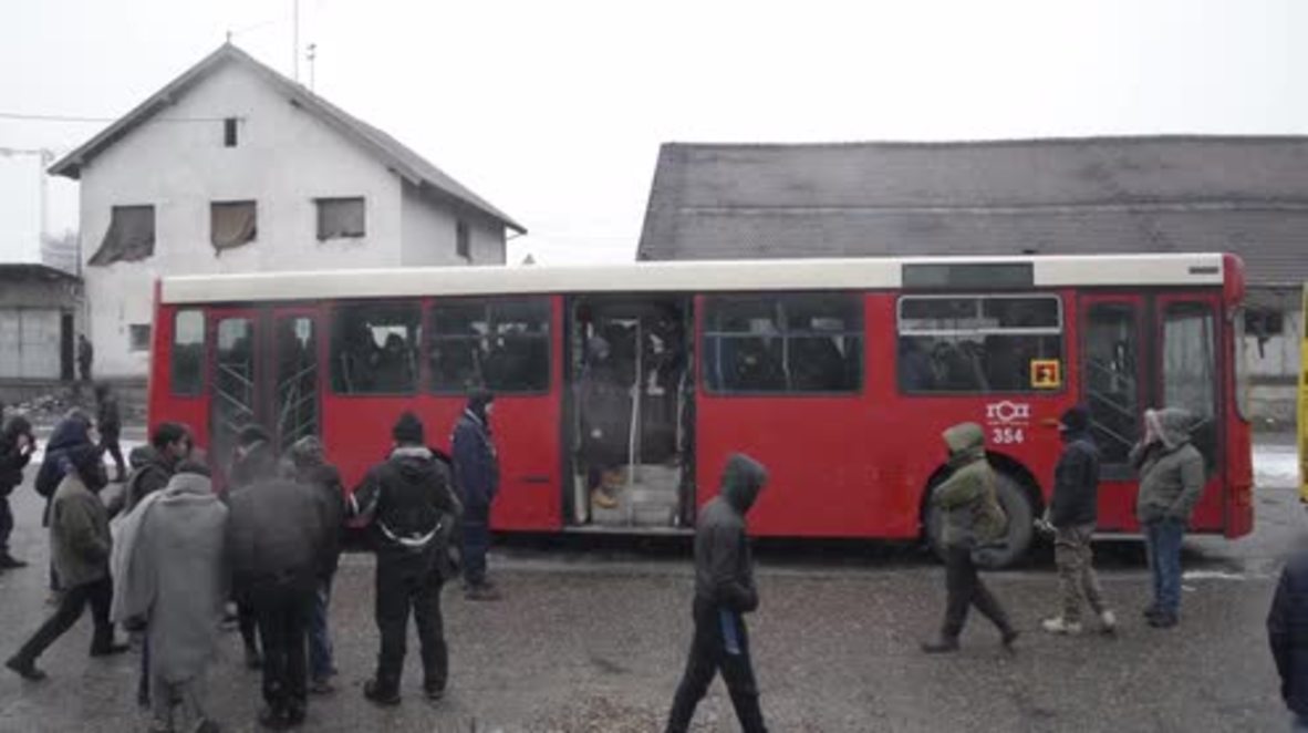 Serbia: Refugees bussed out amid freezing conditions in Belgrade