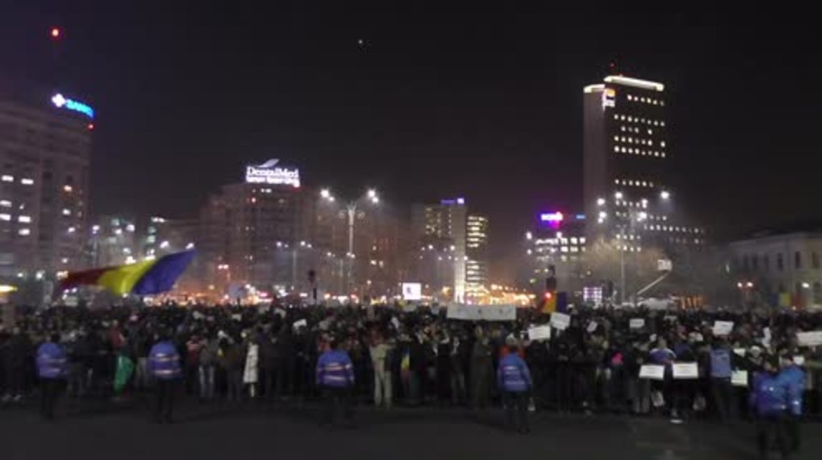 Romania: Anti-corruption protests continue in Bucharest after criminal law changes