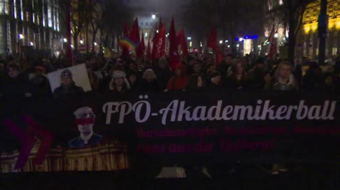 Austria: Thousands march against far-right Academics Ball in Vienna