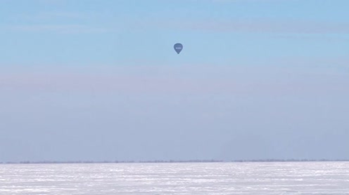 Russia: Adventurer and priest Fyodor Konyukhov breaks hot air balloon record
