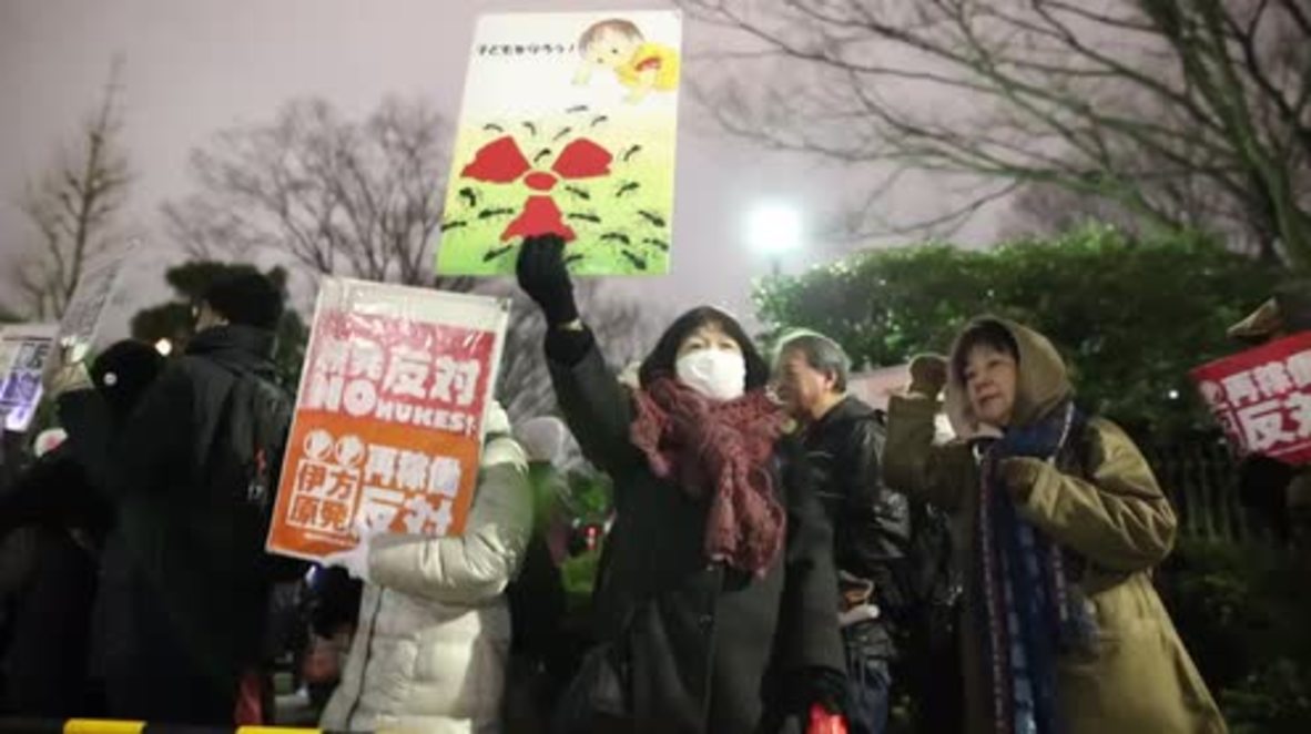 Japan: Anti-nuclear protesters rally in front of Abe's office