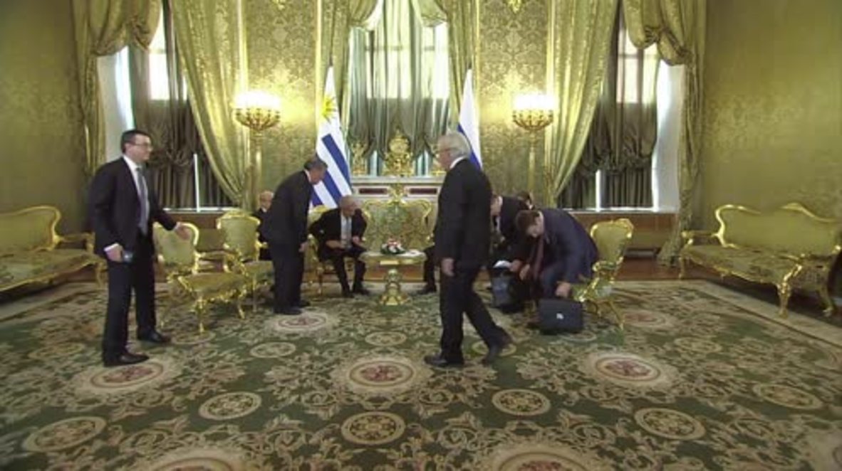 Russia: Putin meets Uruguay’s President Vazquez in Moscow