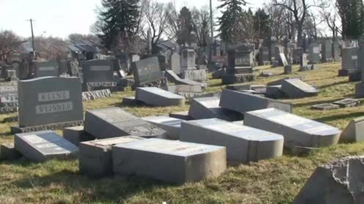 USA: Vandals knock down hundreds of headstones in Jewish Cemetery