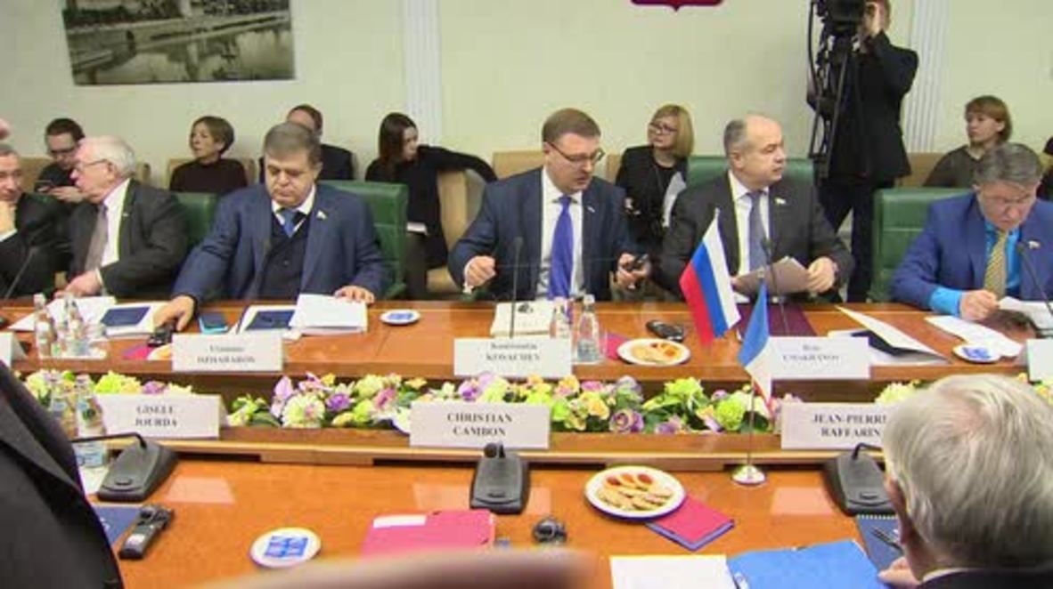 Russia: French parliamentarians led by ex-PM call for mutual trust in Moscow