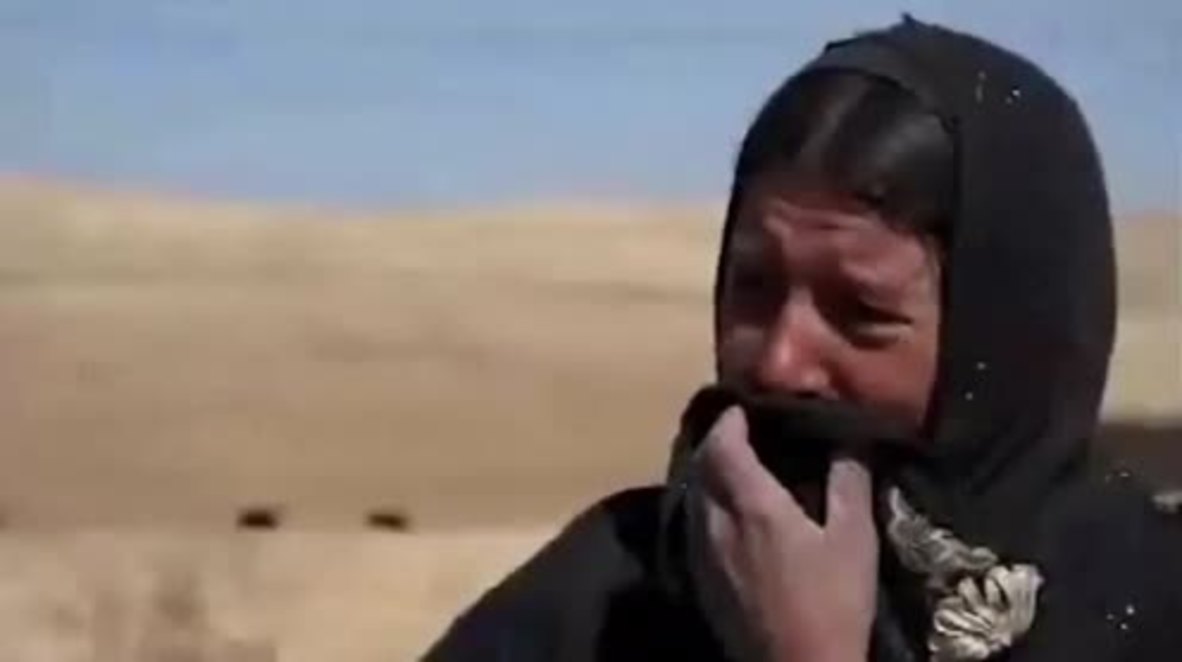 Iraq: Civilians flee west Mosul as battle against IS continues