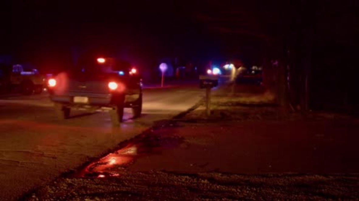 USA Rescue vehicles gather in Oak Grove, Missouri, after two tornadoes hit town Video Ruptly