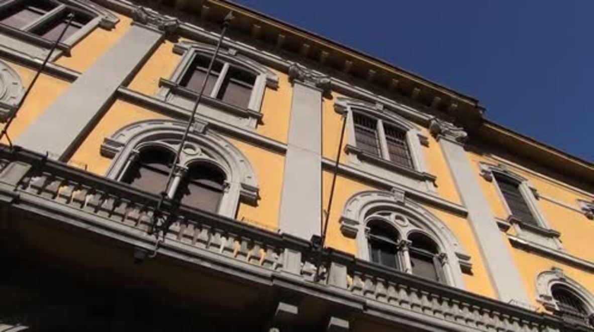 Italy: Salvini decries 'ethnic replacement' at barracks-cum-refugee centre in Milan