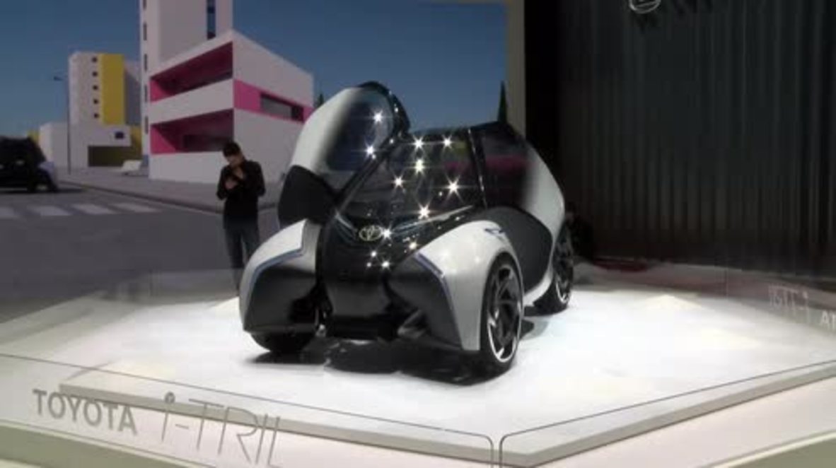 Switzerland: Toyota showcases i-TRIL, futuristic electric car with high-mobility