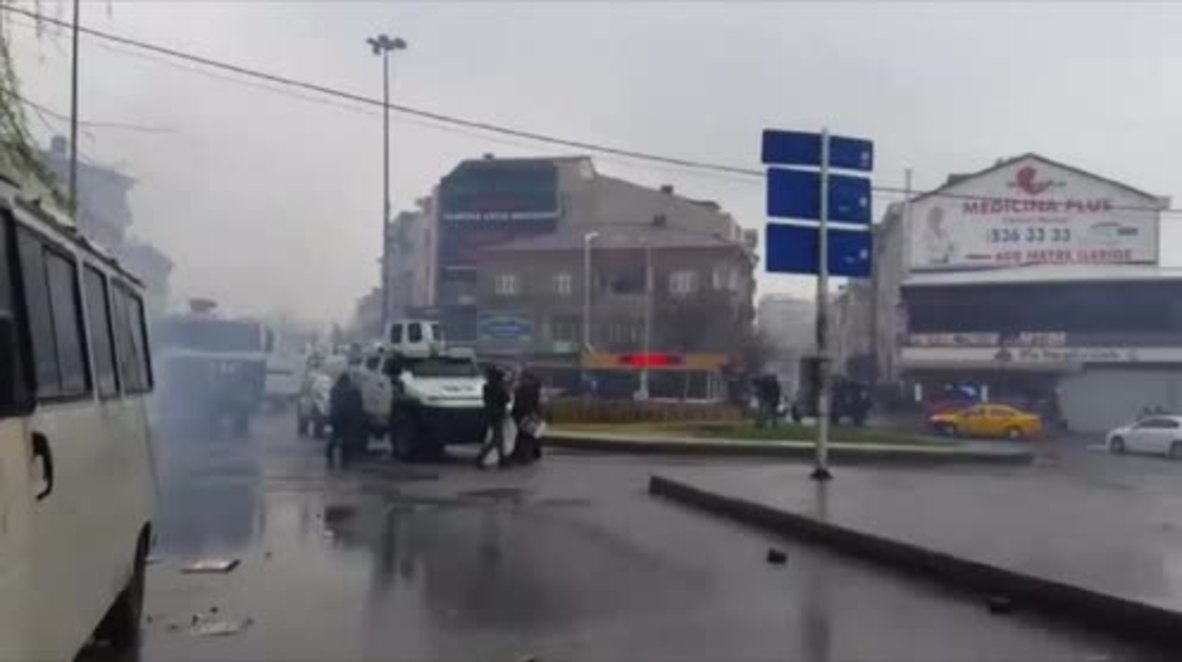 Turkey: Water cannon blasts protesters on 22nd anniversary of Gazi Quarter Riots
