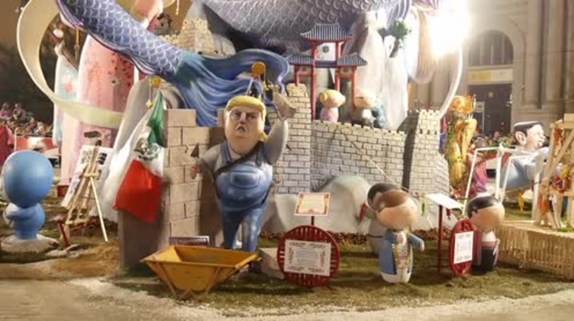 Spain: Wall-building Trump effigy set ablaze at 'Las Fallas' fire festival in Valencia