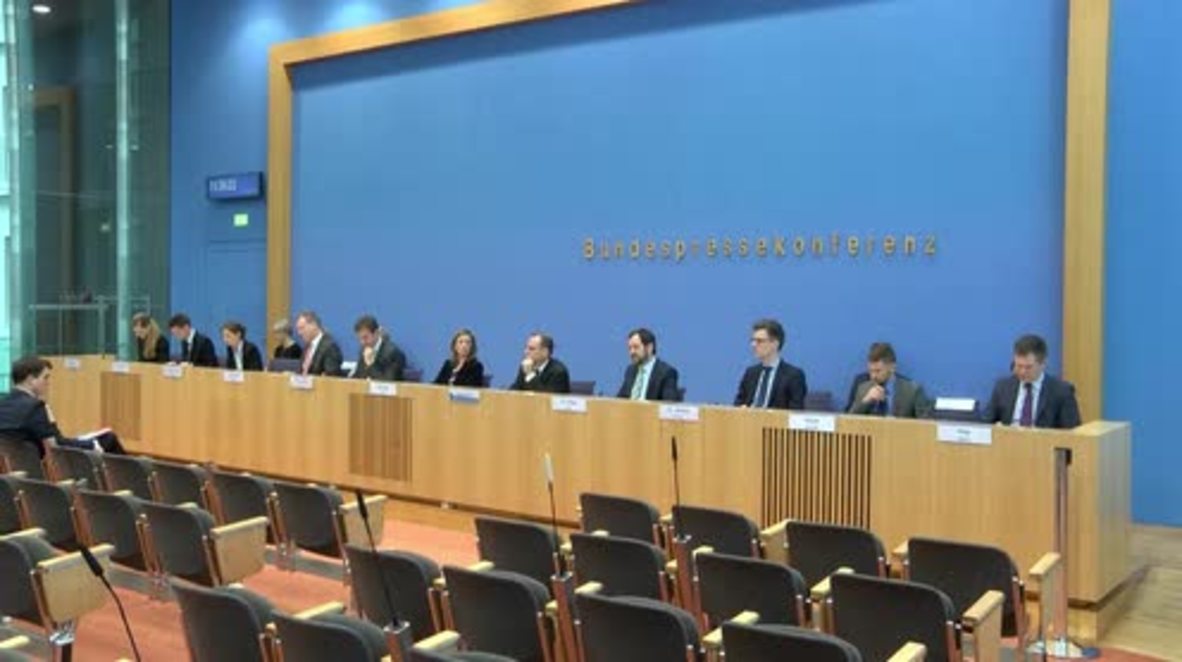 Germany: Erdogan using 'unacceptable' Nazi jibes to drum up referendum support - govt.