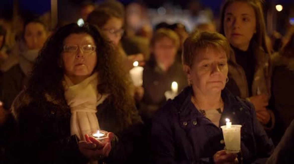 UK: Crowds pay respects to late Sinn Fein politician Martin McGuinness in Belfast