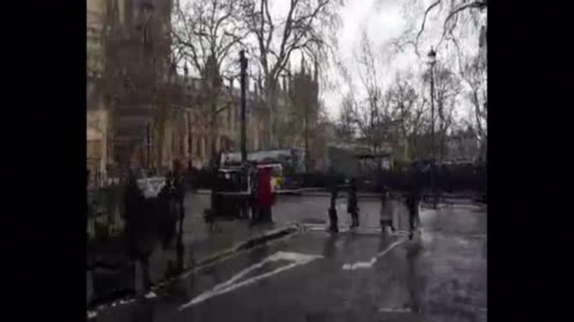 UK: Roads blocked, streets evacuated after reported double attack near Parliament