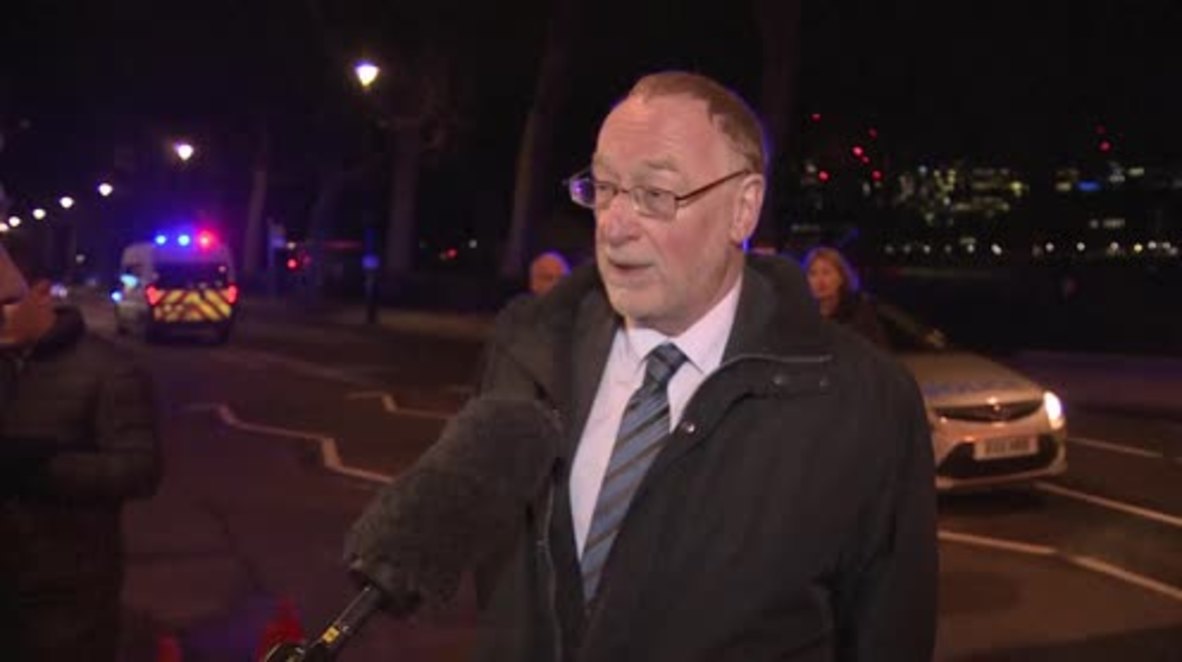 UK: MPs call for 'defiance and calmness' after deadly Westminster attack