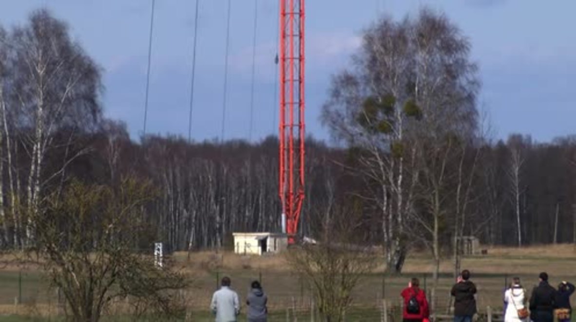 Germany: 80-year old long wave tower blown up in Oranienburg