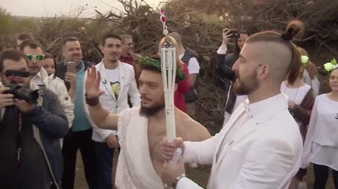 Serbia: Guns, Gandalf and golden thrones - is this Serbia’s future president?