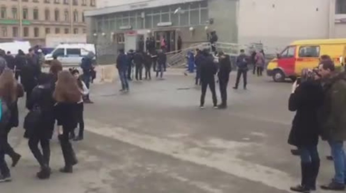 Russia: Police and emergency services gather outside Sennaya station after blast