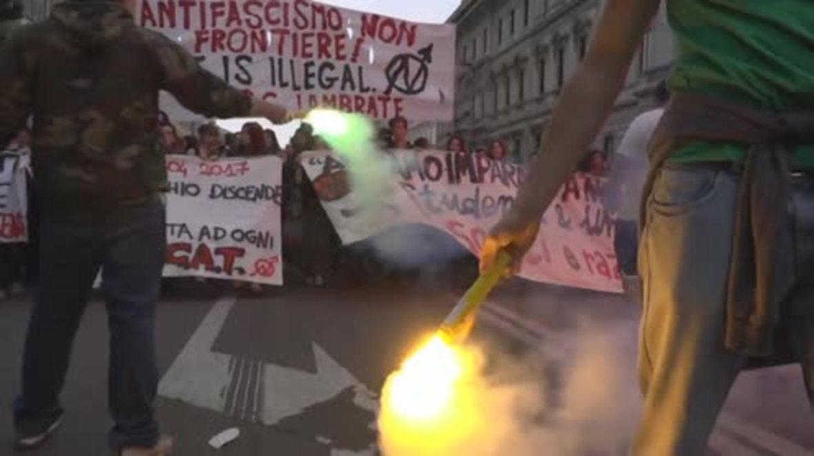 Italy: Left-wing protesters march through Milan to mark Italy’s Liberation Day