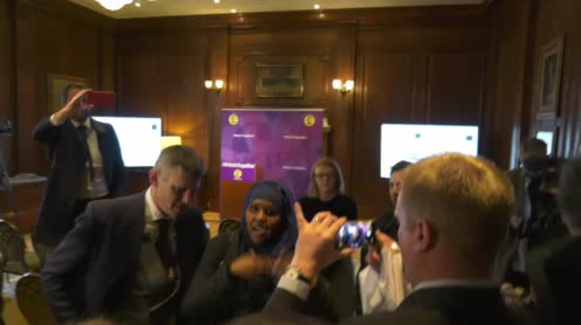 UK: Anti-racism protesters crash UKIP election campaign launch