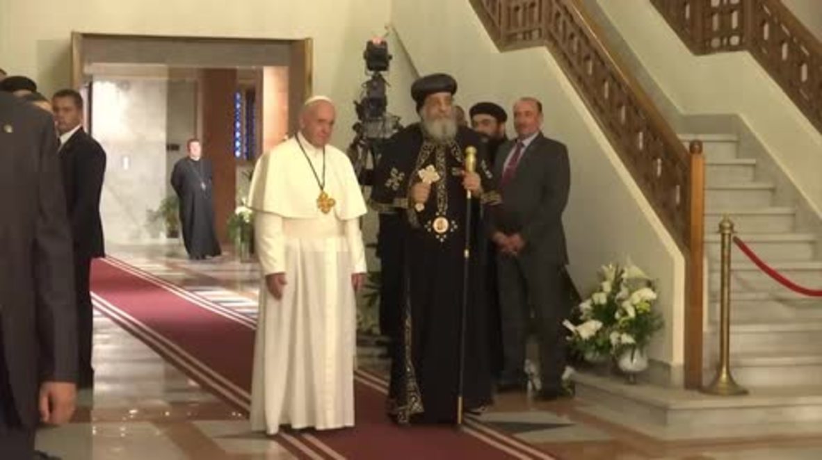 Egypt: Pope Francis visits bombed Coptic church in Cairo