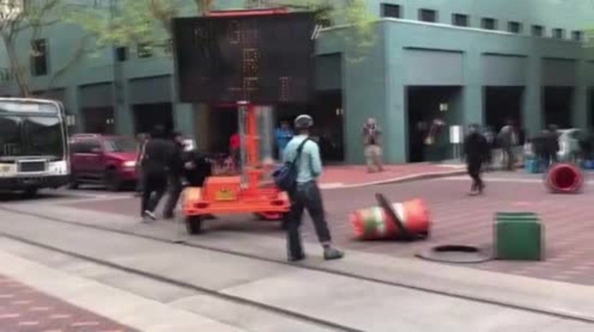 USA: May Day protest turns violent in Portland
