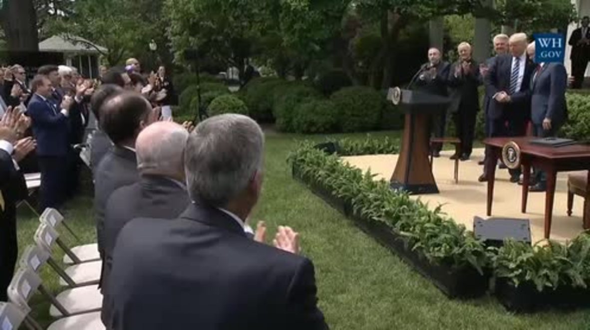USA: Trump signs executive order on Promoting Free Speech and Religious Liberty