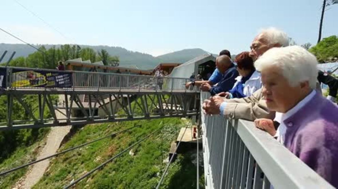 Russia: First the Nazis now they conquer heights - 85 year old Russian veterans BUNGEE SWING ahead of V-Day