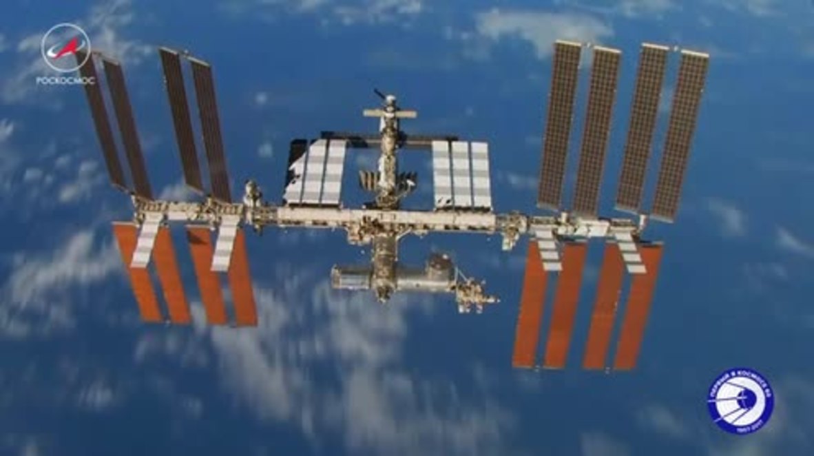 ISS: Russian cosmonauts send V-Day greetings from space