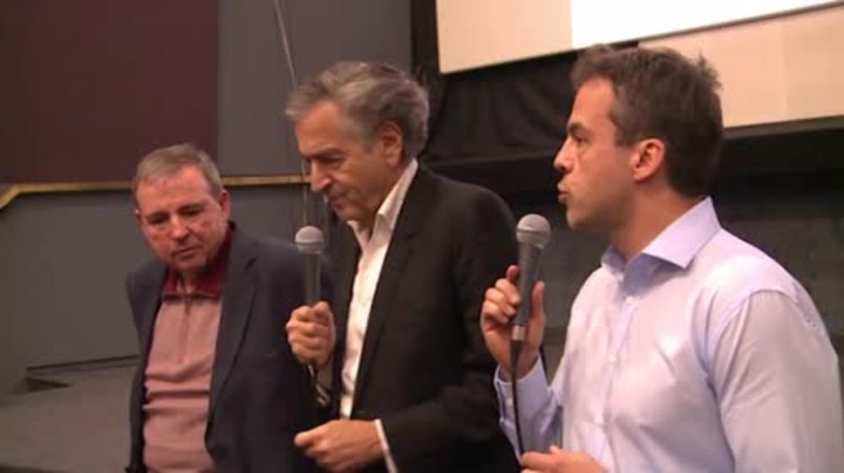 Serbia: Communist pies French philosopher Bernard-Henri Levy in the face