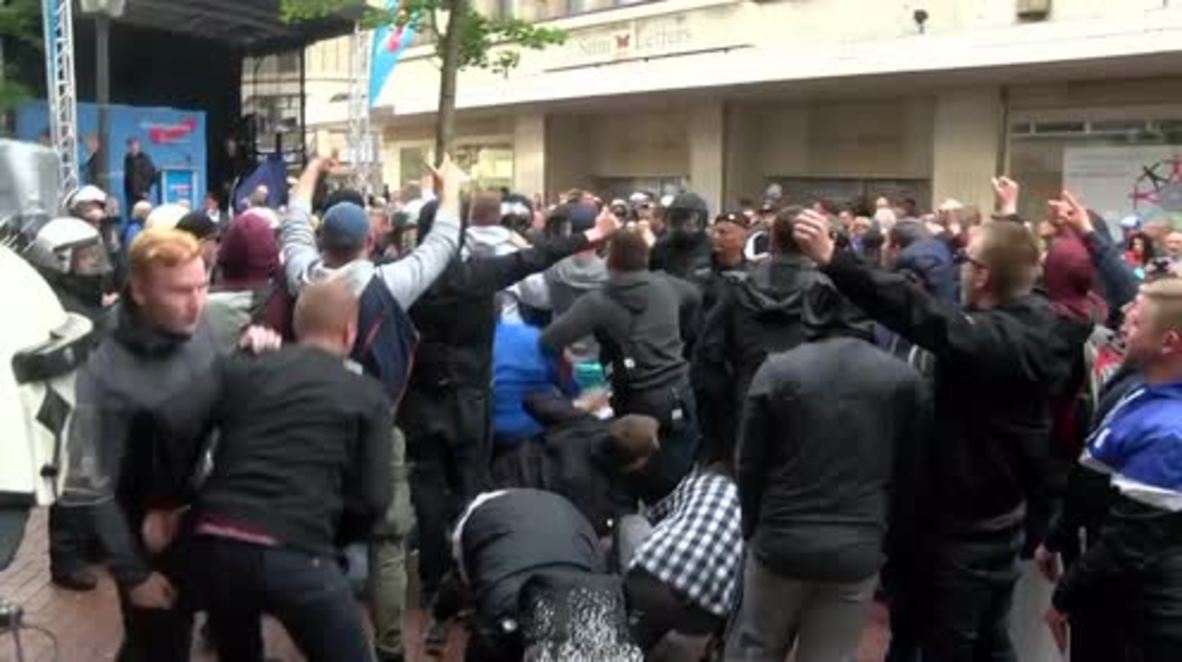 Germany: Petry and Pretzell cancel speeches at AfD demo picketed by hundreds