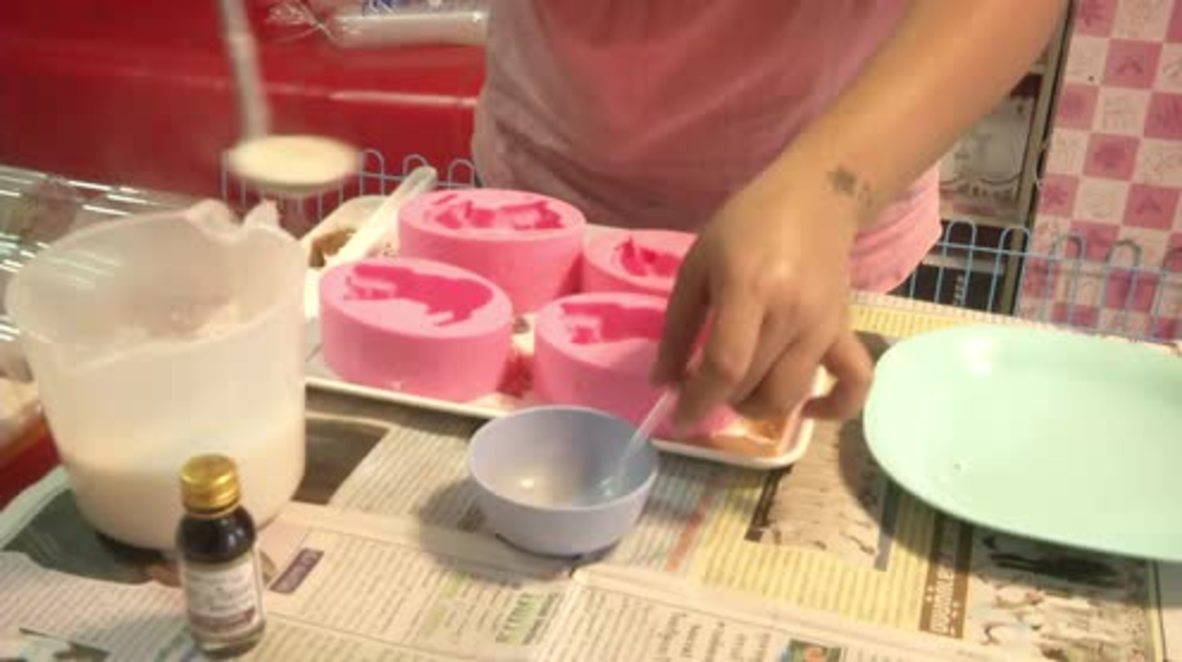Thailand: These puppy-shaped PUDDINGS prove online viral hit