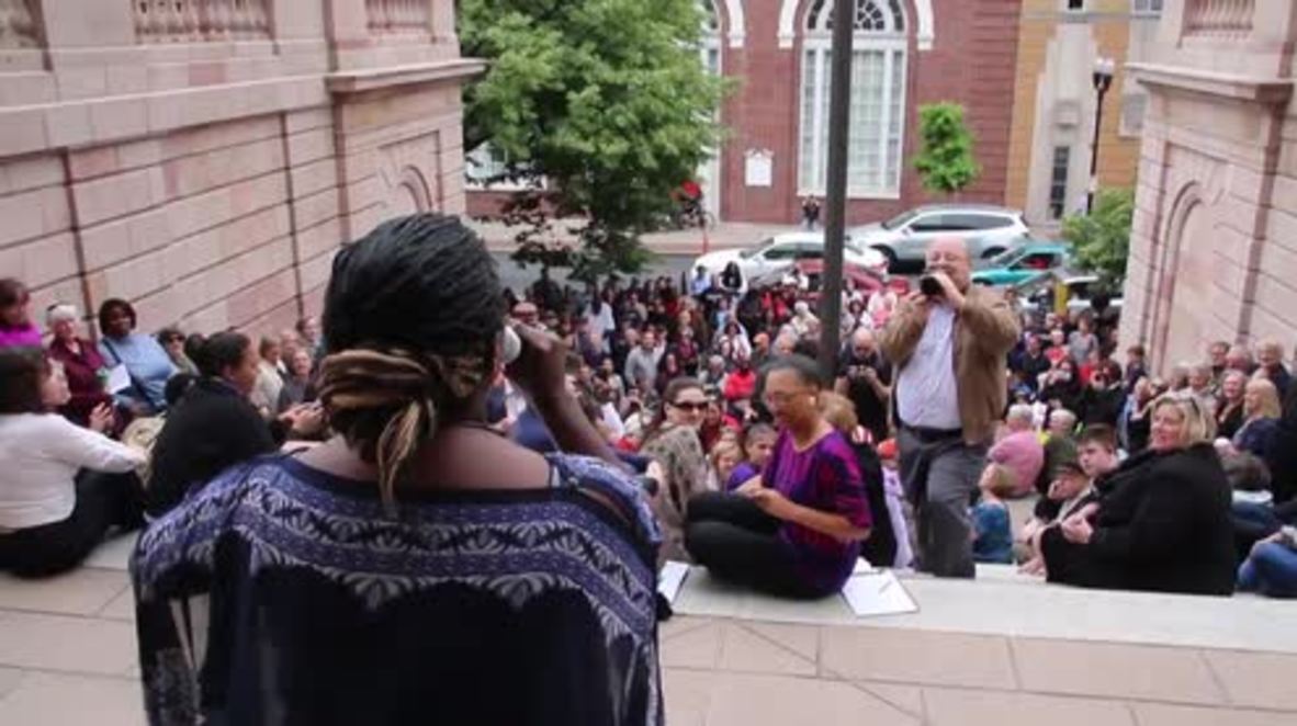 USA: Counter protesters come out in force ahead of reported KKK rally