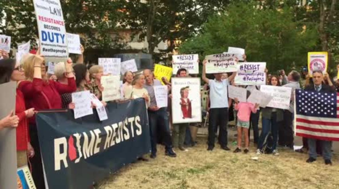 Italy: Anti-Trump protesters rally ahead of Trump's meeting with Pope Francis