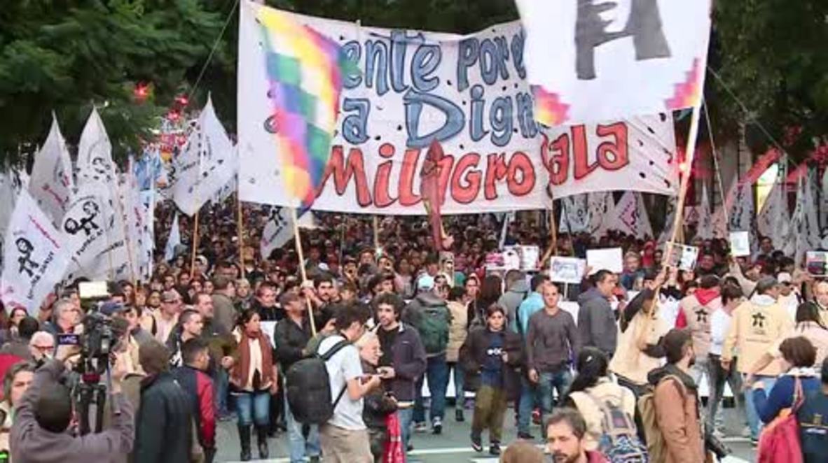 Argentina: Torch-lit rally held to demand the release of Milagro Sala