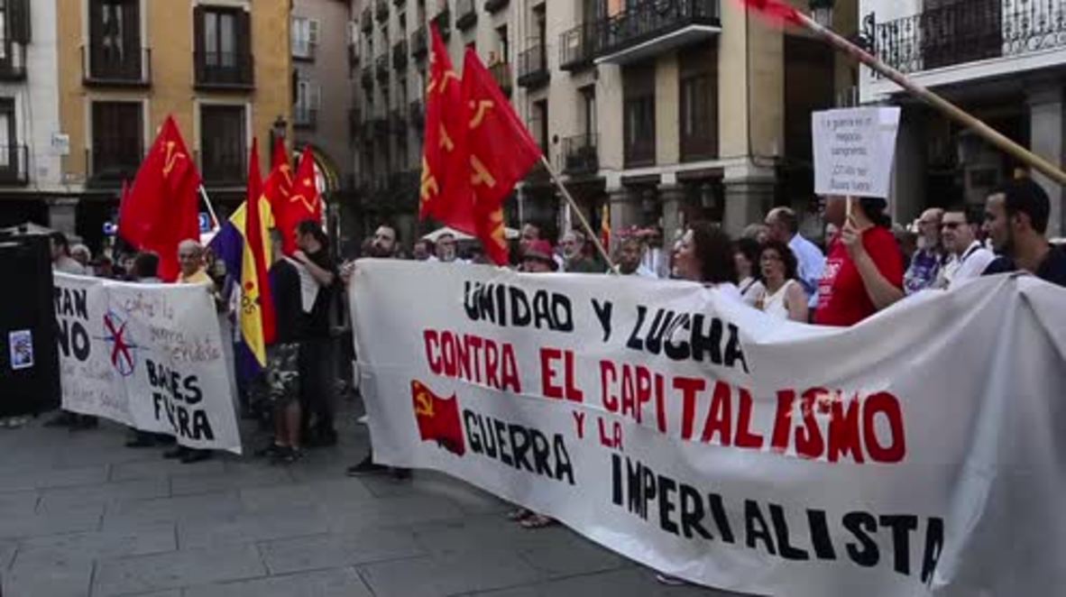 Spain: Anti-NATO protesters rally outside Madrid Foreign Ministry