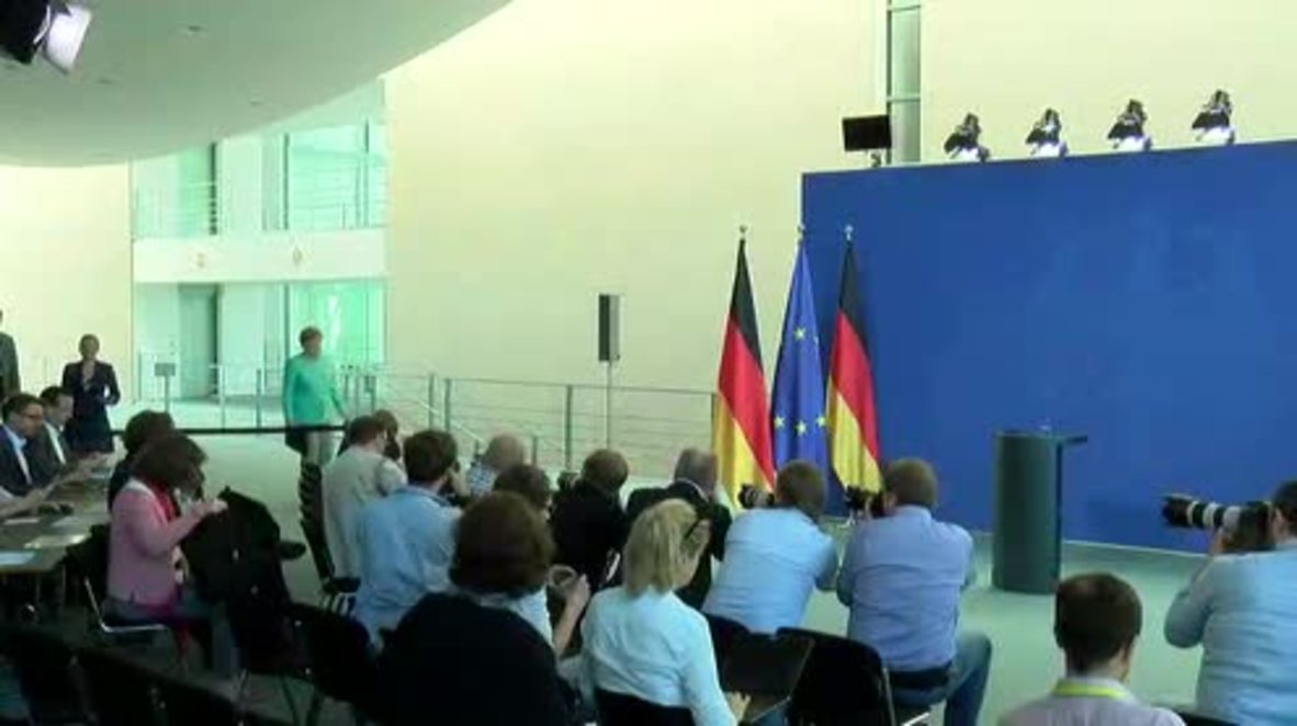 Germany: Trump’s decision to pull US out of Paris deal 'utterly regrettable' – Merkel