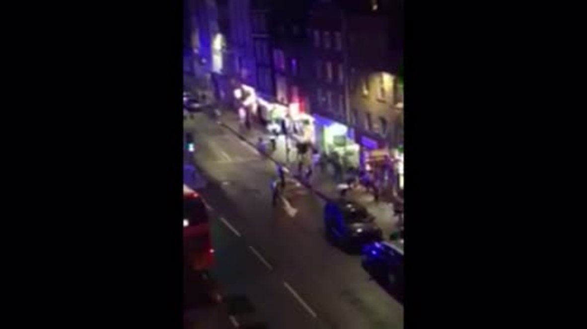 UK: Eyewitness heard ‘six gunshots’ as crowds flee scene of attack
