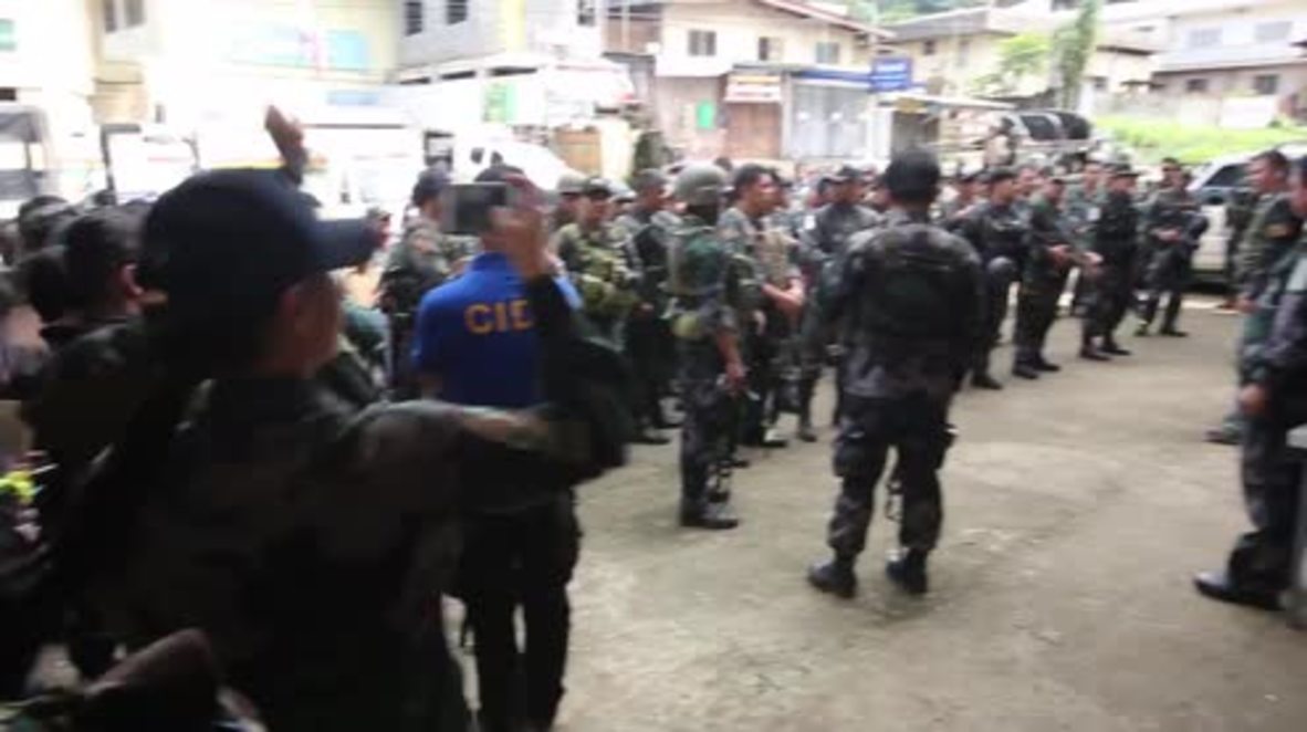 Philippines: Govt forces patrol Marawi in search for militants' weapons
