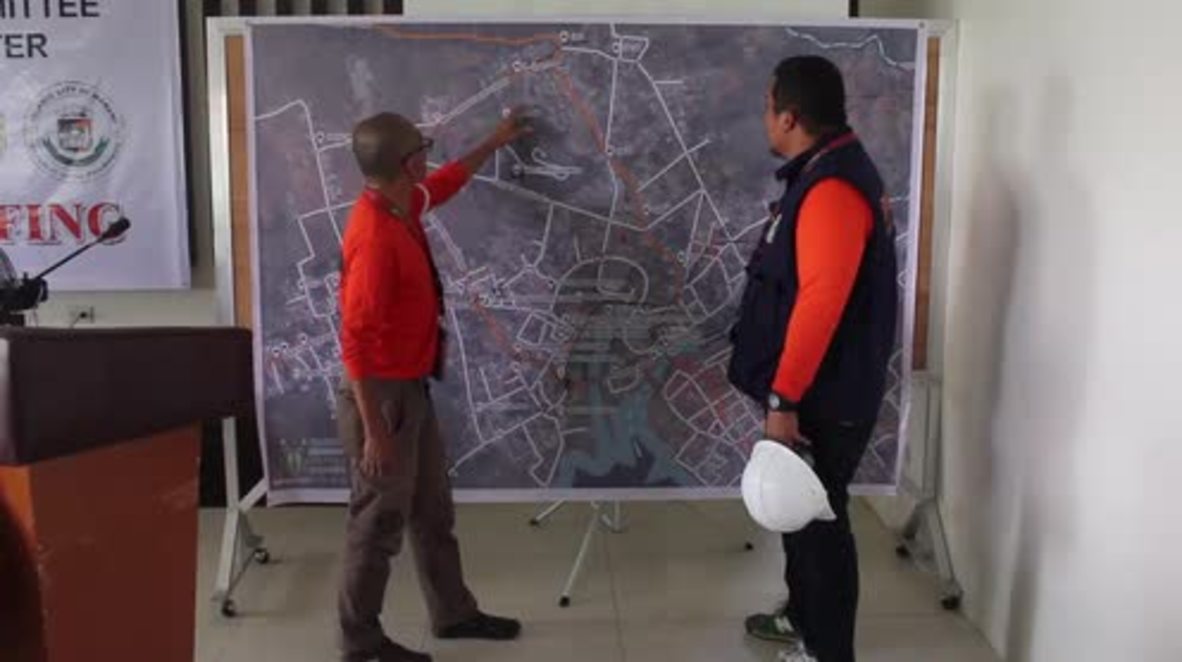 Philippines: 'Suicide squad' rescue workers describe work in IS-besieged Marawi *EXCLUSIVE*